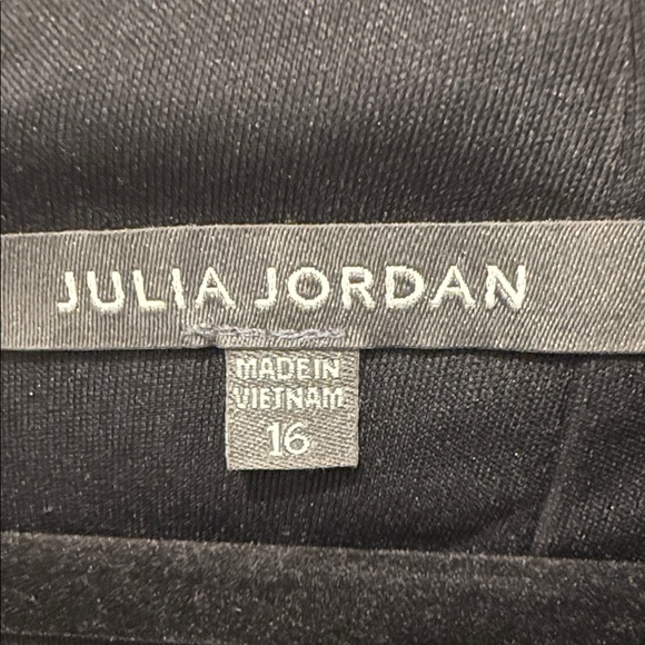 julia jordan Black and Bronze Textured Midi Dress - Picture 2 of 2